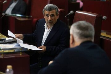 واکنش احمدی نژاد به حملات اسرائیل به ایران
