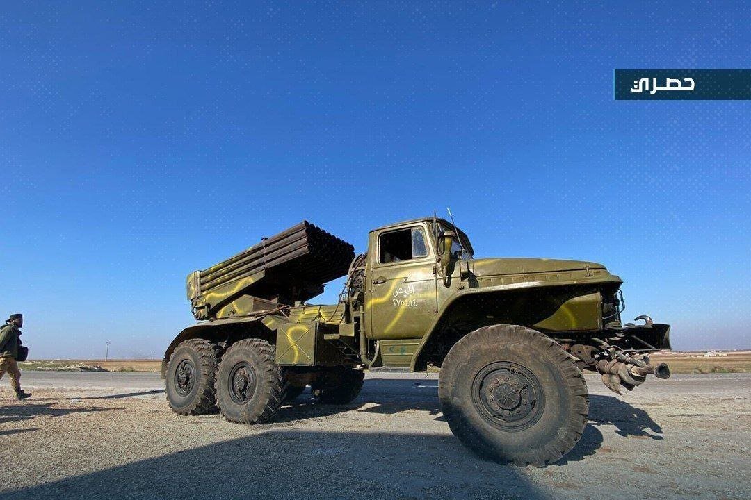توپ و تانک ارتش سوریه به دست تروریستها افتاد/عکس