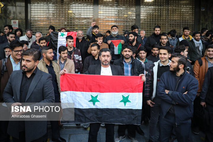 تجمع اعتراضی در مقابل سفارت ترکیه