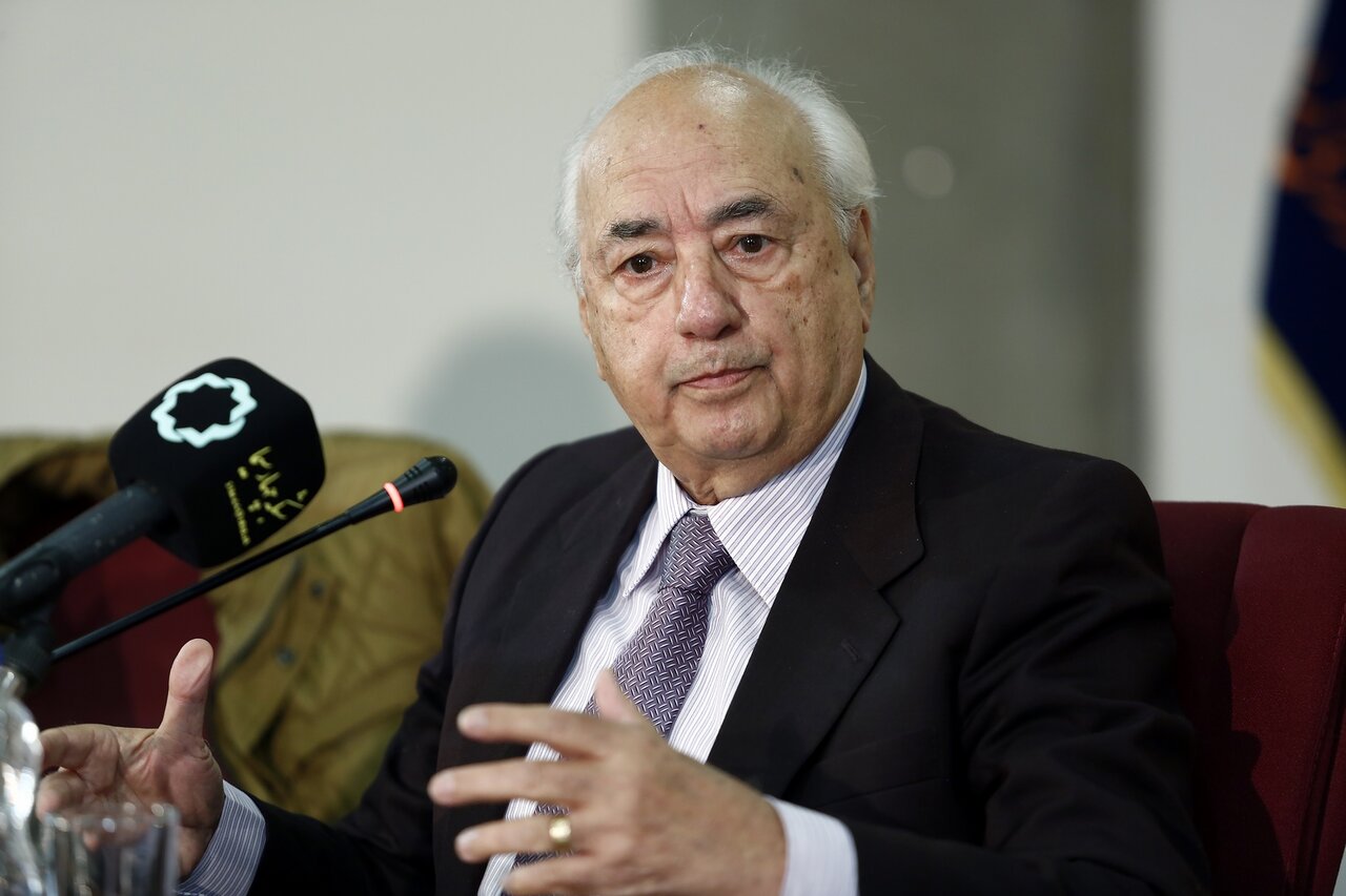 تفرشی: برخلاف نگرشهای منفی نسبت به استعمار بریتانیا، میتوان از تلاشهایشان درسهایی آموخت/ مجلسی: ما ملتی هستیم که اسیر دست دیگران است