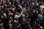 مداحان مشهور با خواندن اشعار وطن پرستانه در مجالس عزاداری، جلوی دوگانه تراشی ها را گرفتند/ برخی می خواهند میهن دوستی را به حاشیه ببرند