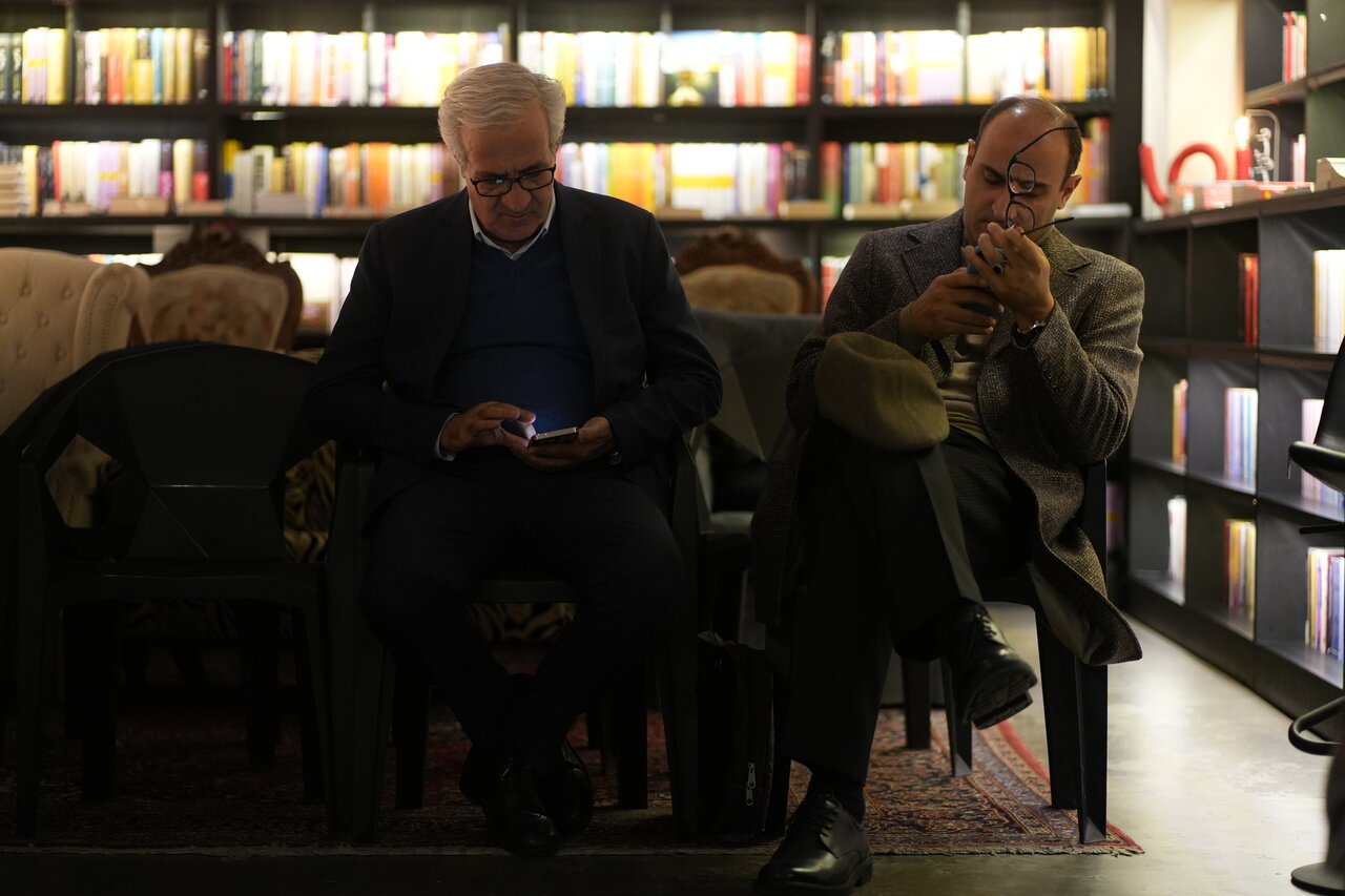 «مکاشفههای زیرزمینی» سهند ایرانهمر بررسی شد