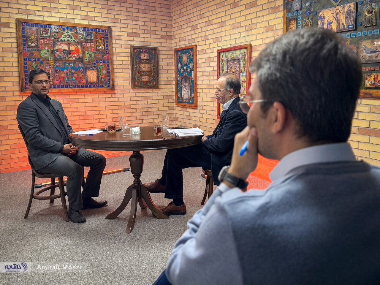 بهادری: موافق اجبار در حوزه پوشش هستم/ نوروزی: تصمیم گرفتند جریمه بگذارند تا مردم نقره داغ شوند/ اگر گفته شود چرا حجاب اجباری باشد، تهش برهنگی میشود