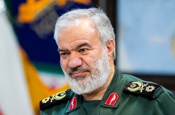 جانشین فرمانده کل سپاه: خانمها باید متوجه باشند که حجاب دستور خود خداست / شیطان میگوید، من اگر بتوانم به شما کمک کنم، به خودم کمک میکنم
