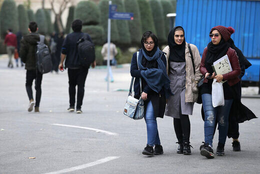 دانشآموزان سهمیهای و مدارس خاص صندلیهای دانشگاههای دولتی را درو میکنند؛ هزینه آمادگی برای امتحانات نهایی به هزینههای کنکور اضافه شد