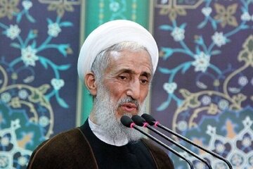 نامه کاظم صدیقی به رهبر انقلاب بعد از استعفا / از اینکه با دید الهی خطاپوش خود از قطره ناچیزی تفقد کریمانه فرمودید، الحمدلله