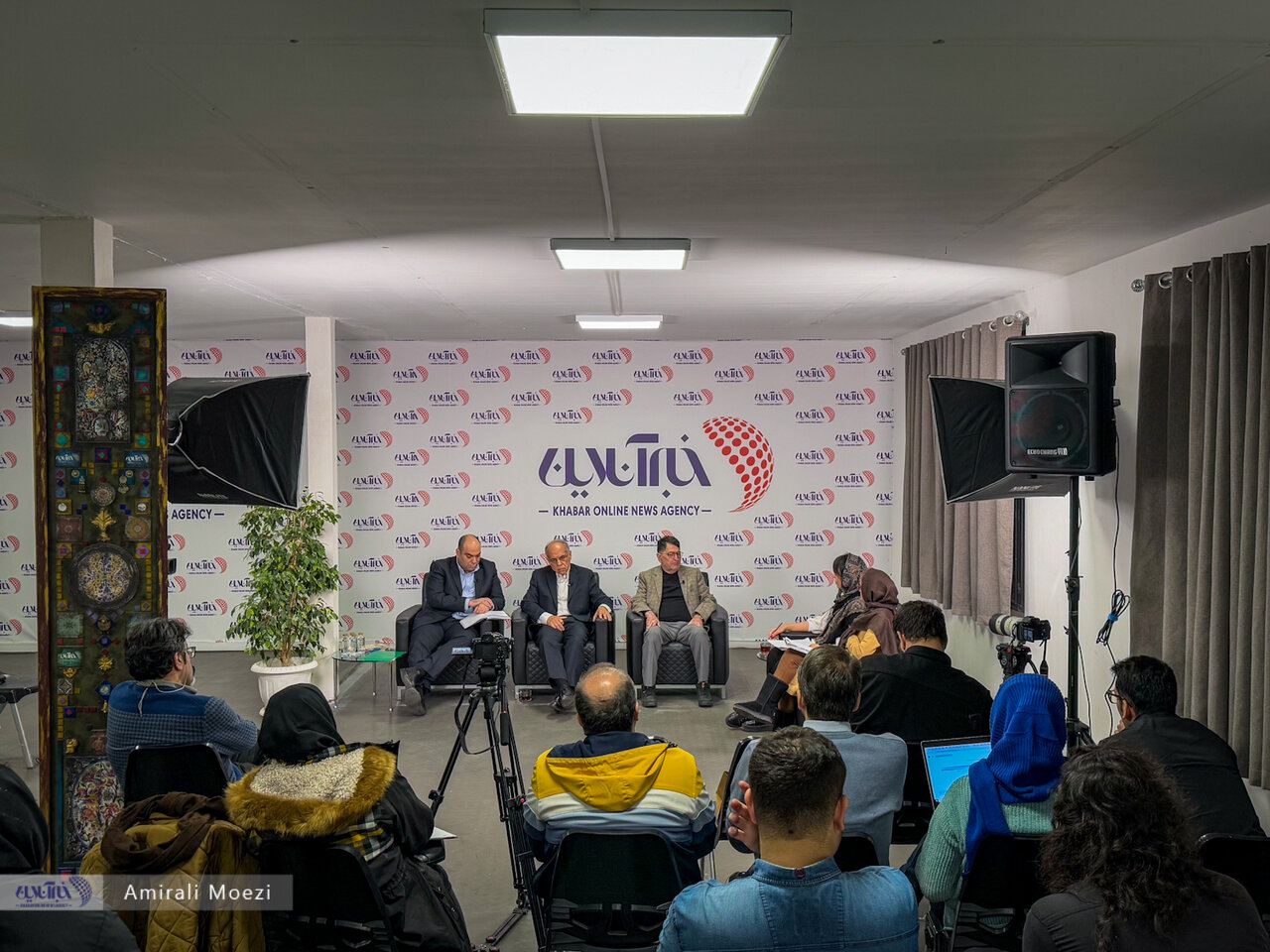 اقدام چین، بهمن به راه انداخت/ جزایر باید مسکونی شود/ پول حرف اول را میزند/ ضعف عملکرد ما منجر به ایجاد بدعت در روابط بینالملل شده است