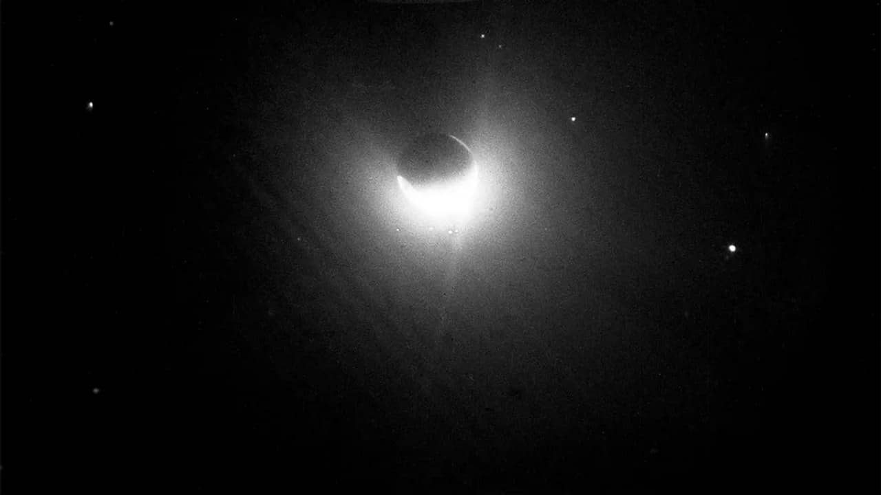 ناسا دروغ میگوید؟ /چرا اثری از ستاره در عکسهای فضایی نیست؟