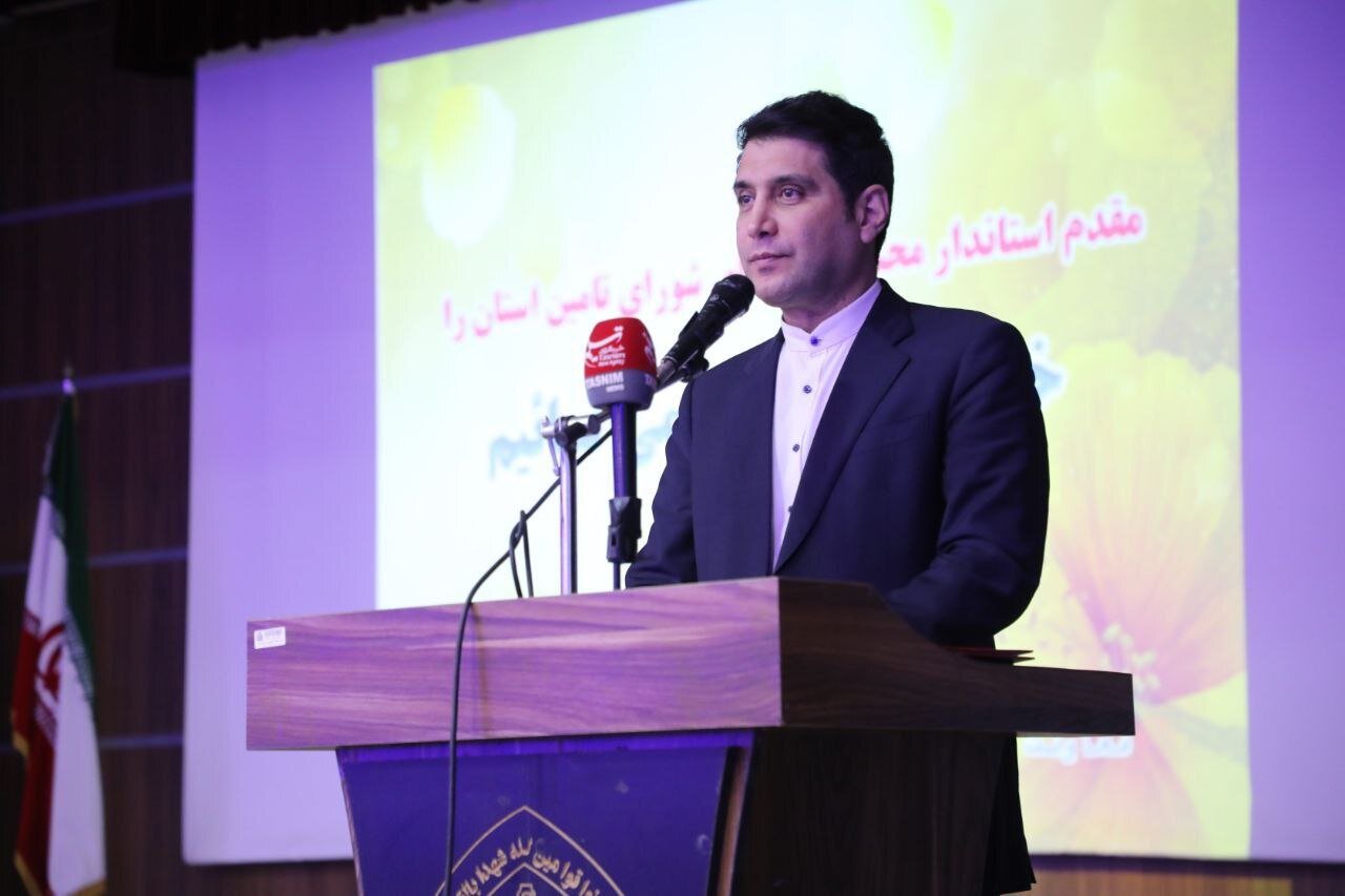 کولبری محصول عدم اشتغال پایدار مرزی است کولبری محصول عدم اشتغال پایدار مرزی است