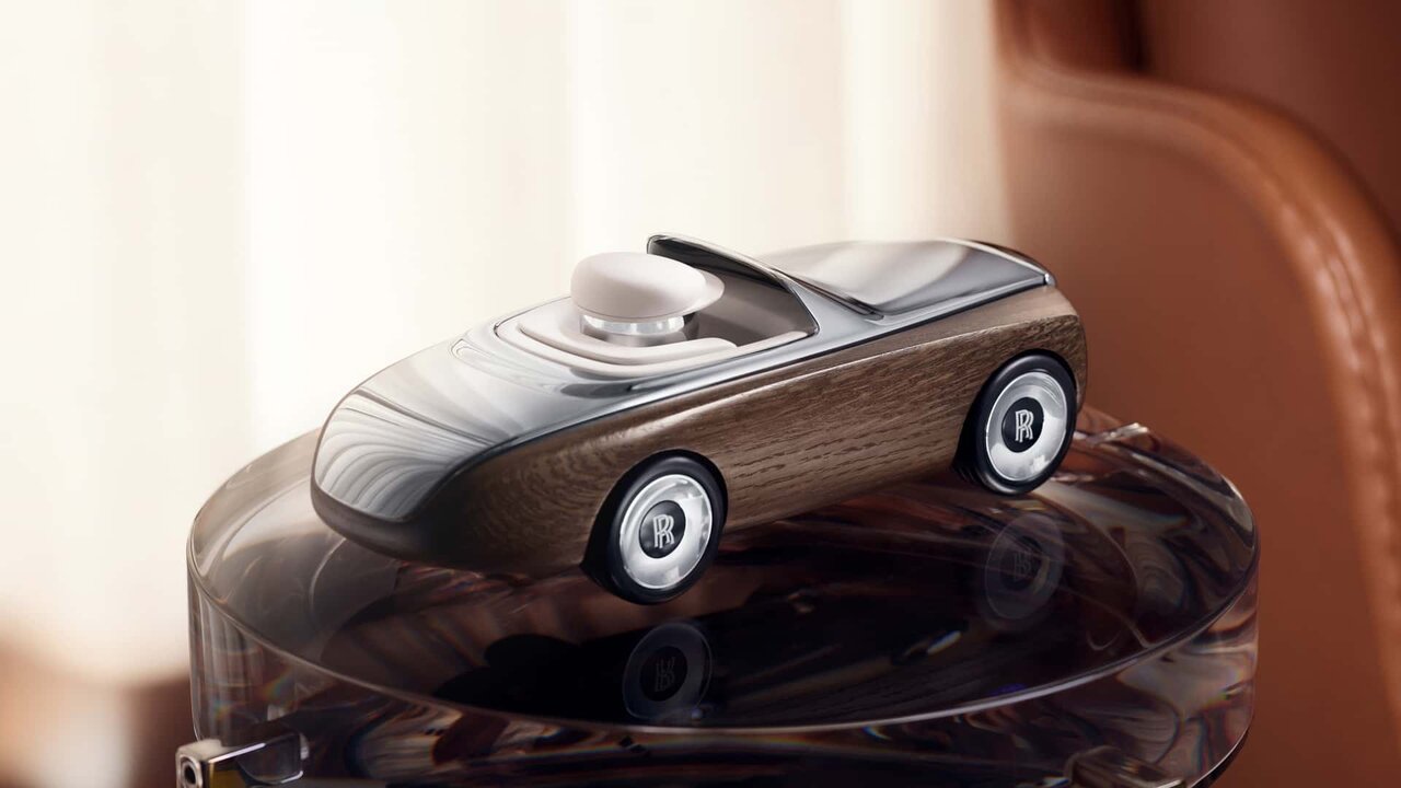 عکس | رولزرویس چوبی همقیمت پراید