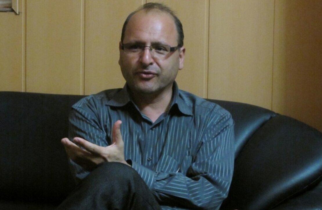 عضو کمیسیون امنیت ملی مجلس: تجزیه و تحلیل مذاکرات ایران و ایالات متحده نشان میدهد که به توافق نهایی نخواهد رسید/ نتانیاهو با هشدار درباره احتمال استفاده از سلاح هستهای، ایالات متحده را تحت فشار قرار داده است. عضو کمیسیون امنیت ملی مجلس: تجزیه و تحلیل مذاکرات ایران و ایالات متحده نشان میدهد که به توافق نهایی نخواهد رسید/ نتانیاهو با هشدار درباره احتمال استفاده از سلاح هستهای، ایالات متحده را تحت فشار قرار داده است.