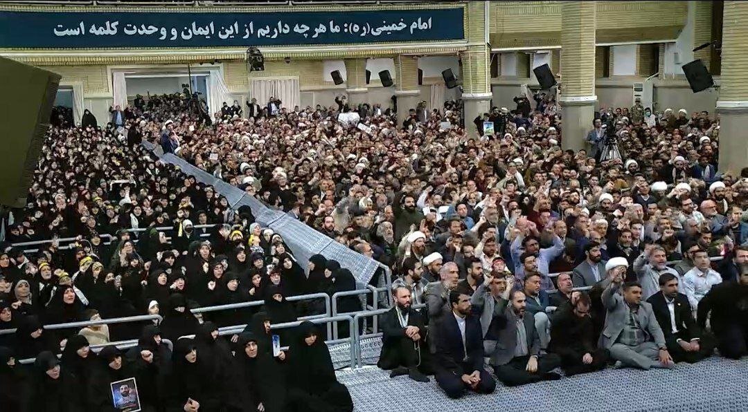 تصاویری از حال و هوای بیت رهبری /چه کسانی مهمان رهبر انقلاب بودند؟