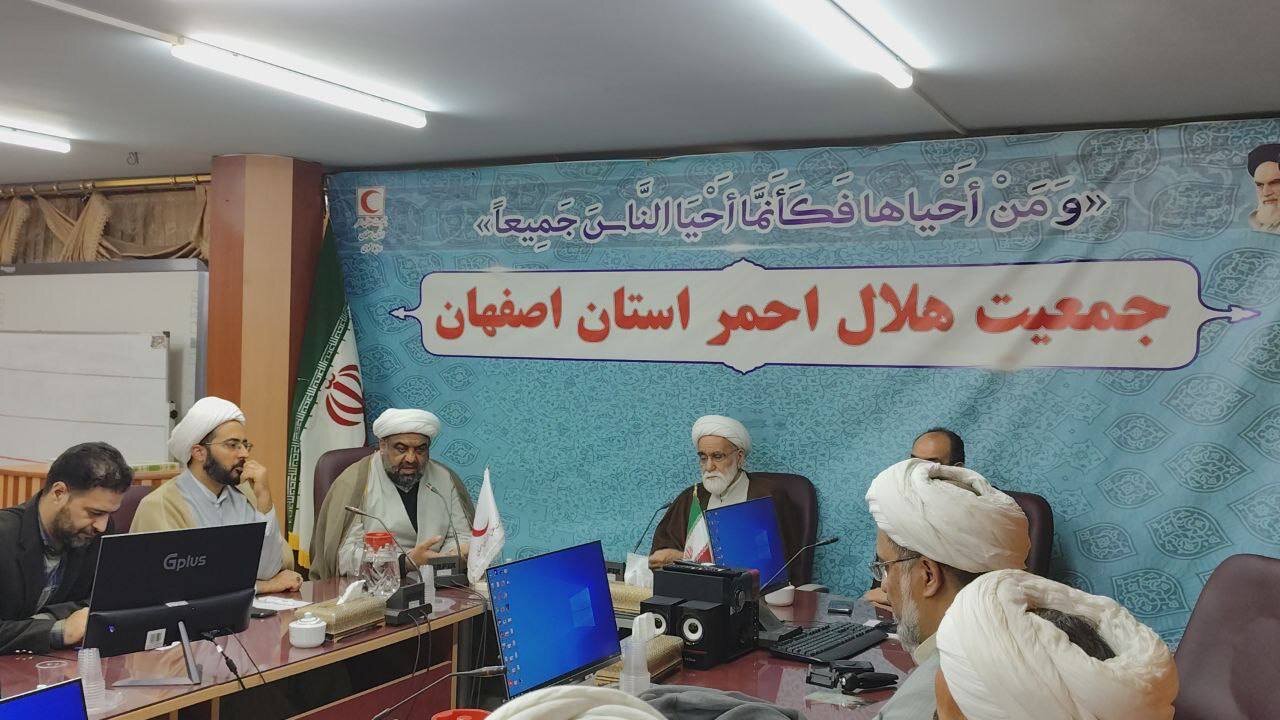 دیدار حجت الاسلاموالمسلمین معزی با رابطین فرهنگی و ائمه جماعت هلال احمر اصفهان