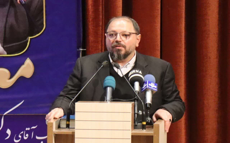 دکتر صمیمیان، به عنوان فرماندار جدید شهرستان سمنان معرفی شد