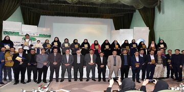 ۱۰ تن از دانشگاهیان دانشگاه شهرکرد در جمع برگزیدگان هفته پژوهش و فناوری ۱۴۰۳