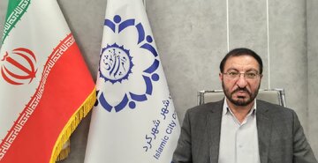 معابر بلوارهای حافظ‌جنوبی و ۱۲ محرم‌جنوبی شهرکرد به کمربندی ۱۵ خرداد وصل می‌شود