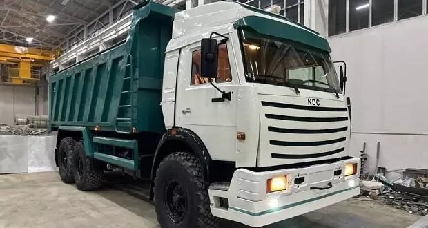 این خودرو اولین کامیون ملی افغانستان است / عکس