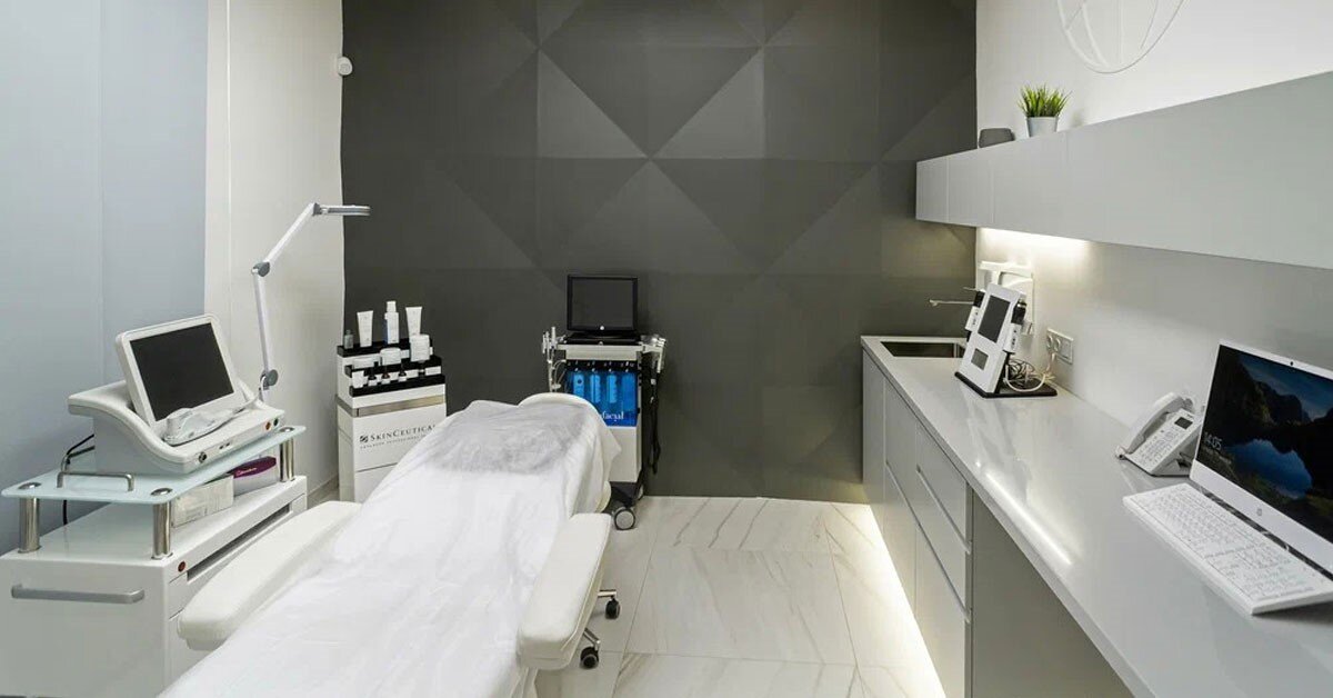 تاسیس کلینیک زیبایی هدیهای از جنس زیبایی و استقلال برای زنان ایران