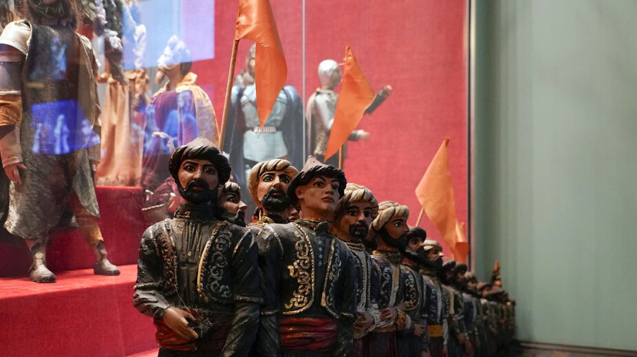 بهروز غریبپور: دوسالانه کردن نمایش عروسکی تهران آسیب بزرگی بود/ روایت یک سانسورچی در مواجه با آقای قاضی!/ «مبارک» رفیق من بود