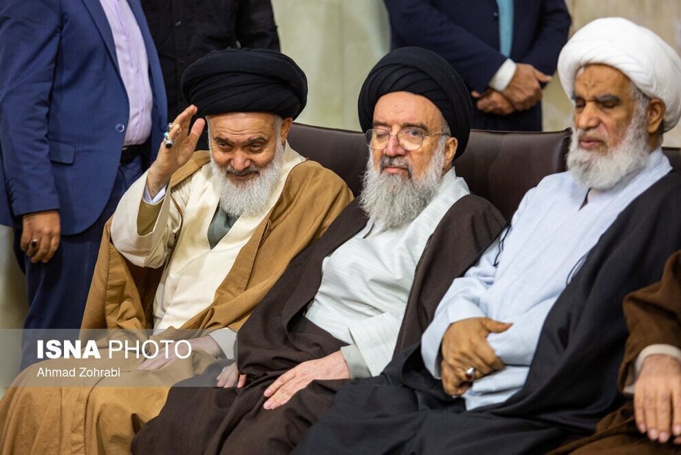 تغییر حالت چشم احمد خاتمی خبرساز شد تغییر حالت چشم احمد خاتمی خبرساز شد