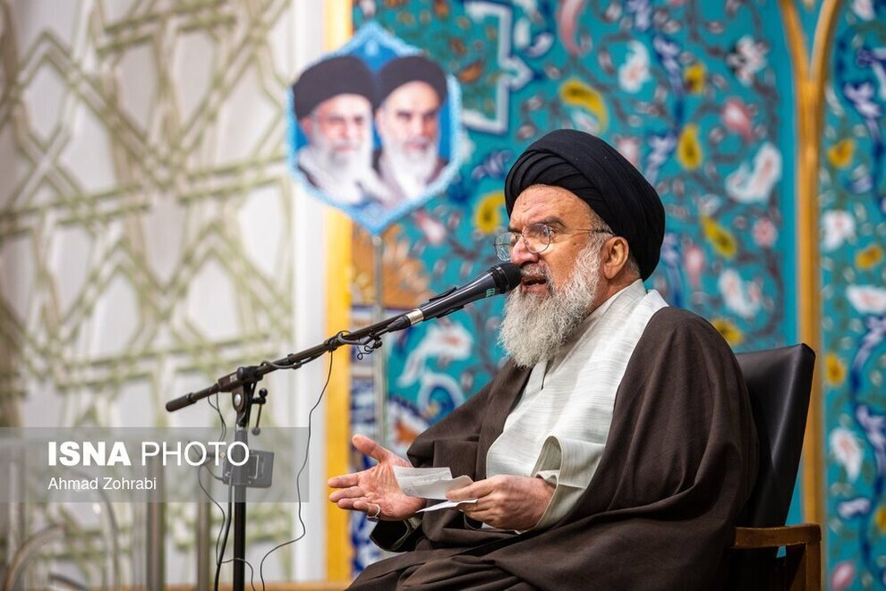 تغییر حالت چشم احمد خاتمی خبرساز شد تغییر حالت چشم احمد خاتمی خبرساز شد