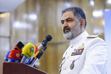 انتقاد فرمانده نیروی دریایی ارتش از قوانین سرمایهگذاری در بخشهای مرتبط با دریا / نباید سند توسعه دریایی در حد کاغذ باقی بماند