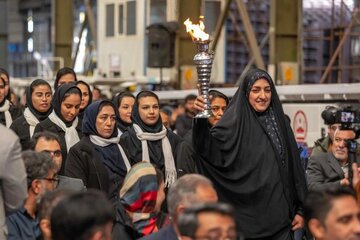 برگزاری آیین حمل مشعل المپیاد ورزشی بانوان کارگر کشور به میزبانی کرمان برگزاری آیین حمل مشعل المپیاد ورزشی بانوان کارگر کشور به میزبانی کرمان