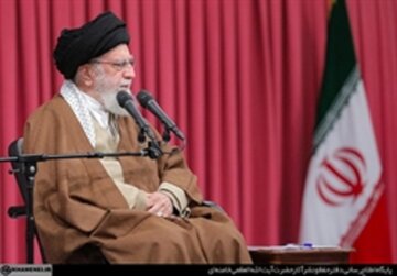 فردا؛ سخنرانی رهبر انقلاب برای بزرگداشت شهید سلیمانی / میهمانان حسینیه امام خمینی چه کسانی خواهند بود؟