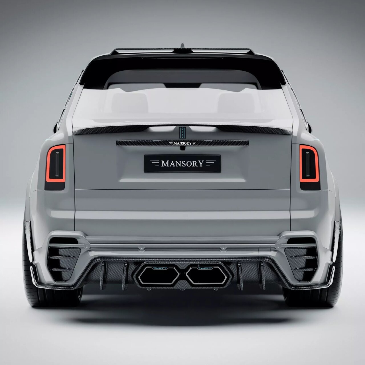 دستپخت جدید منصوری برای لوکسترین شاسیبلند جهان /عکس