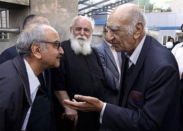 باستانی پاریزی معتقد بود اراده الهی بر تاریخ حاکم است