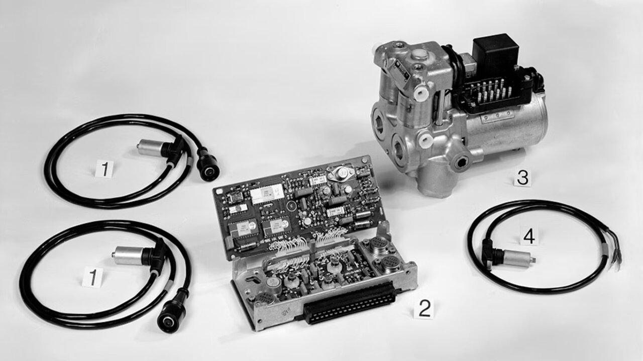 ترمز ضد قفل در کدام خودرو برای اولینبار نصب شد؟ /عکس