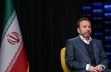 واکنش رسانه رسمی حسن روحانی به اظهارات علی شمخانی در مورد هواپیمای اوکراینی / وقتی روحانی مطمئن شد، گفت باید تا شب اعلام شود