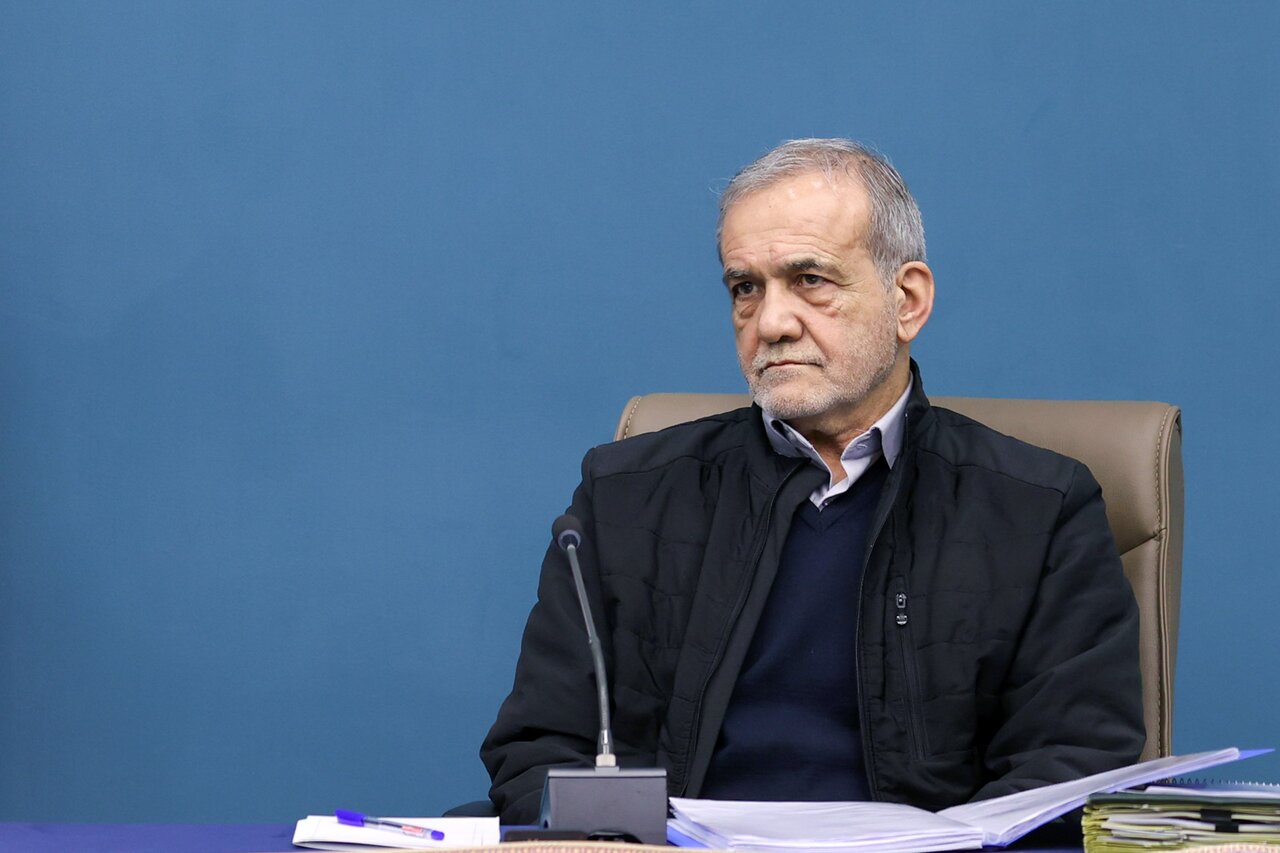 چه کسانی در جلسه امروز شورایعالی فضای مجازی حاضر بودند؟ عکسهایی از جلسه امروز شورایعالی فضای مجازی چه کسانی در جلسه امروز شورایعالی فضای مجازی حاضر بودند؟ عکسهایی از جلسه امروز شورایعالی فضای مجازی
