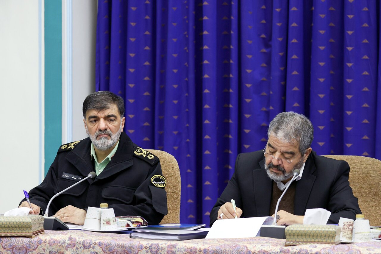 چه کسانی در جلسه امروز شورایعالی فضای مجازی حاضر بودند؟ عکسهایی از جلسه امروز شورایعالی فضای مجازی چه کسانی در جلسه امروز شورایعالی فضای مجازی حاضر بودند؟ عکسهایی از جلسه امروز شورایعالی فضای مجازی