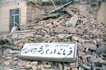 زلزله بم، دو دهه بعد: ۳۰درصد جمعیت ایران در بناهای ناایمن زندگی می‌کنند/ هشدار استاد زلزله‌شناسی: انبوه‌سازی ارزان ریسک تازه شهرهای ایران