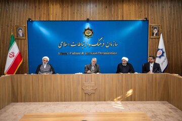 وزیر فرهنگ بر ضرورت بازآرایی و تحولگرایی در حوزه دیپلماسی فرهنگی تاکید کرد وزیر فرهنگ بر ضرورت بازآرایی و تحولگرایی در حوزه دیپلماسی فرهنگی تاکید کرد