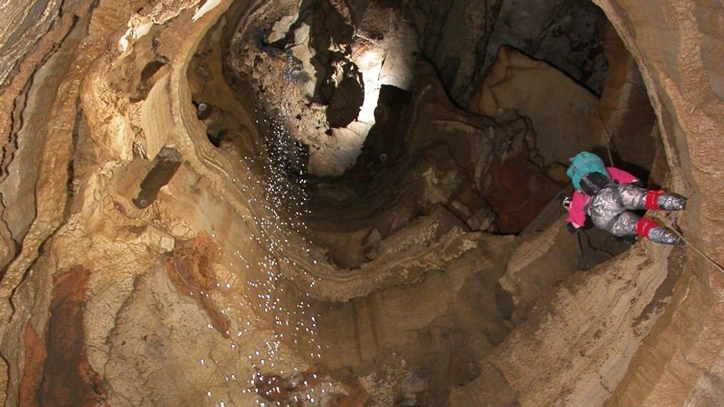 طولانیترین تونلهای جهان که به اعماق زمین راه دارند!