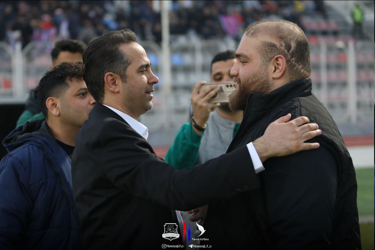 عکس| غولبچه وزنهبرداری طرفدار پرو پا قرص نساجی