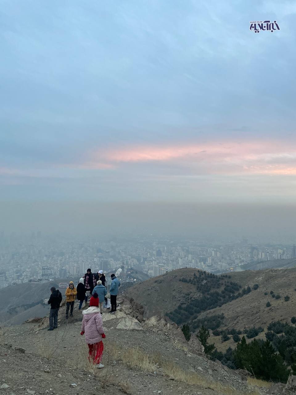 ترسناک‌ترین تصویر از تهران در عصر جمعه/ مسئولان هم این عکس‌ها را می‌بینند؟/ مدارس چرا تعطیل نمی‌شود؟