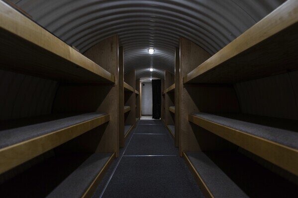 نکات ایمنی در زمان حمله هوایی؛ راهکارهای عملی و ضروری