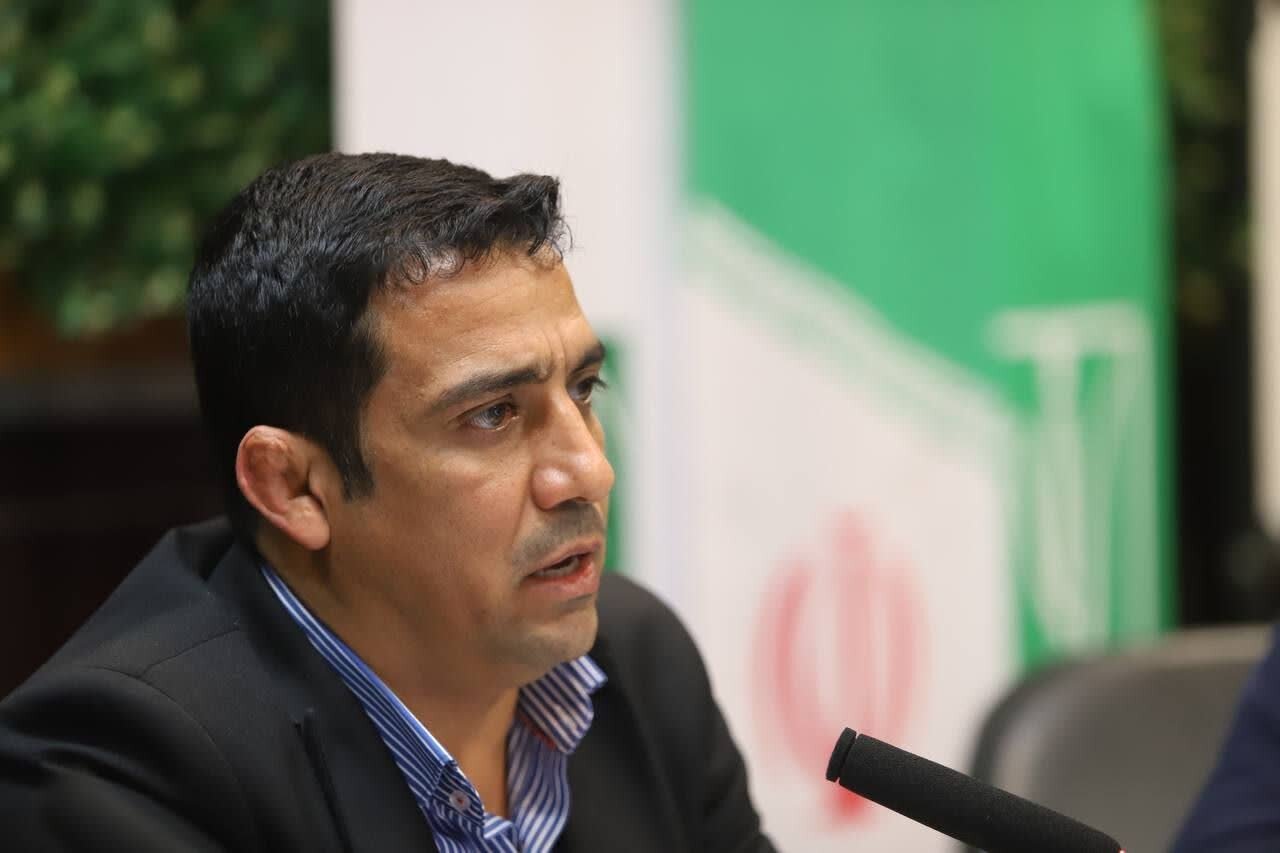 بیانیههای آتشین آقای مدیر پس از چند سال مدیریت ؛ نوشدارو پس از مرگ سهراب؟ / مردم به یک «کارنامه» شفاف نیاز دارند