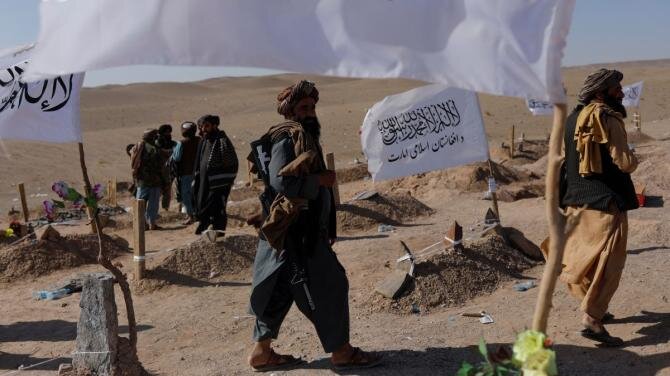 تشدید تنش نظامیان در مرز افغانستان و پاکستان/ دو کشوری که در مسیر جنگ قدم برمیدارند