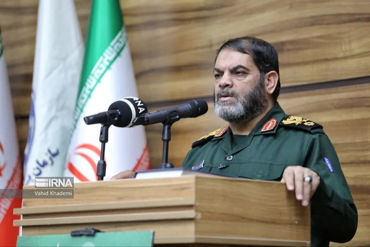 معاون سازمان بسیج: امنیت خط قرمز ملت بزرگ ایران است/ بسیج در هر عرصهای وارد شود، بنبستشکن است/ بسیج در همه میدانها برای عزت و امنیت مردم حاضر است