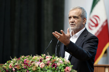 Lieutenant General Soleimani spent his entire life defending oppressed people: President Pezeshkian