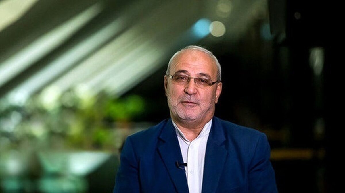 حاجی‌دلیگانی: استیضاح وزرای کشاورزی و امور خارجه در دستور کار مجلس قرار گیرد