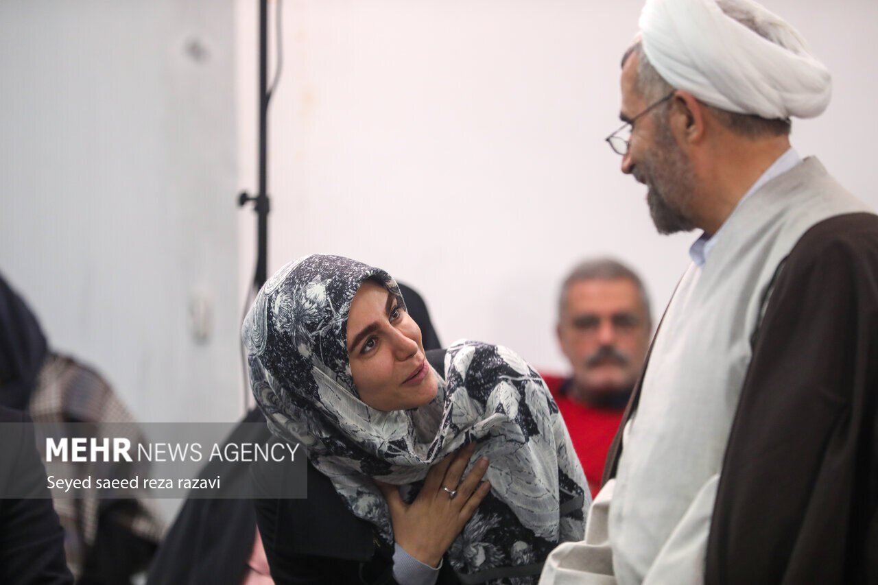 عکس | تصویر متفاوتی از معاون هنری وزیر ارشاد در مراسم پاسداشت دکتر جعفریان