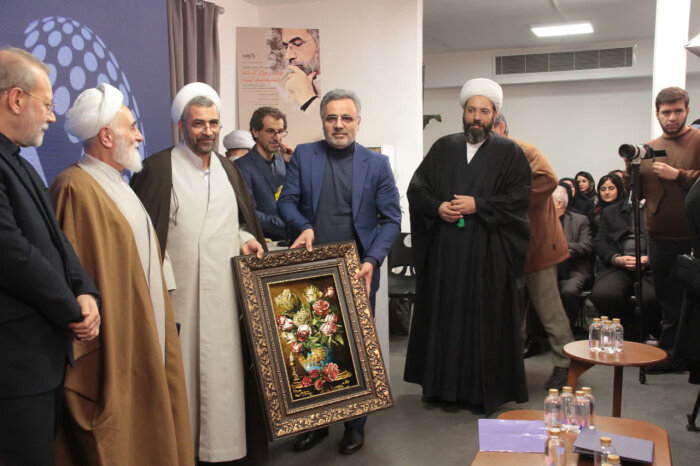 حسین سیمایی: جعفریان، دانشیمرد بزرگ با عمری مجاهدت علمی و عملی