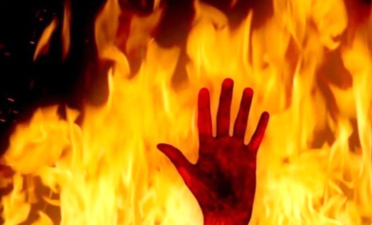 مرگ مرد ۷۰ ساله در آتشسوزی عمدی در نبرد جنوبی/ عامل آتشسوزی خودکشی کرد
