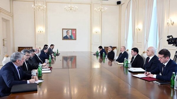 عکسی از دیدار دبیر شورایعالی امنیت ملی با الهام علیاف در باکو