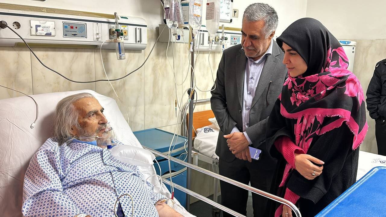 عیادت مسئولان ارشد وزارت فرهنگ و ارشاد اسلامی از فریدون شهبازیان 2